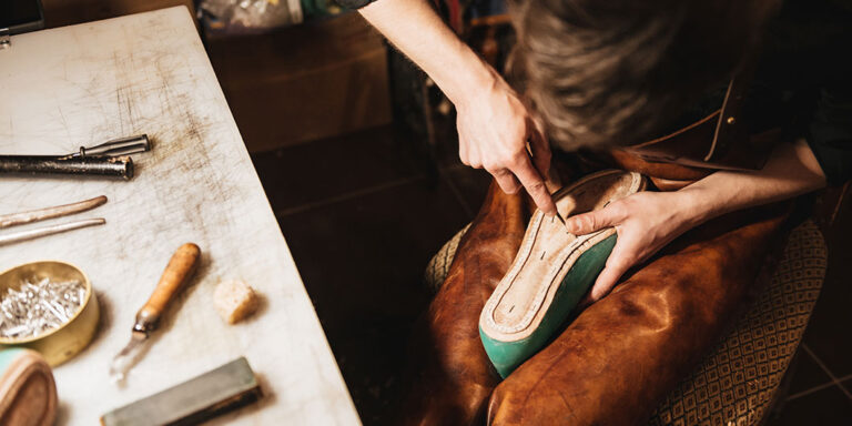 Sapatos Exclusivos Feitos Artesanalmente: A Perfeição em Cada Detalhe